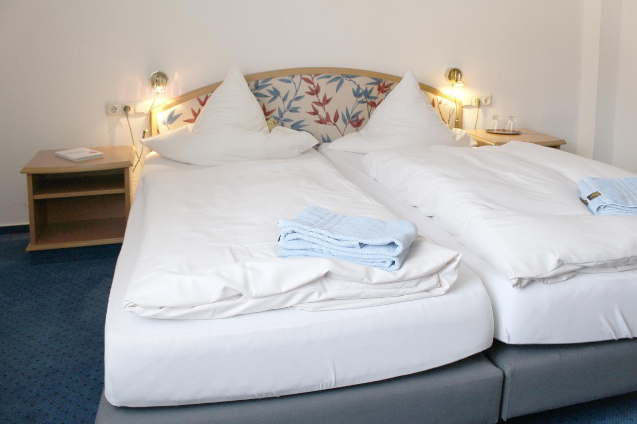 Hotel Haarener Hof Bad Wünnenberg エクステリア 写真